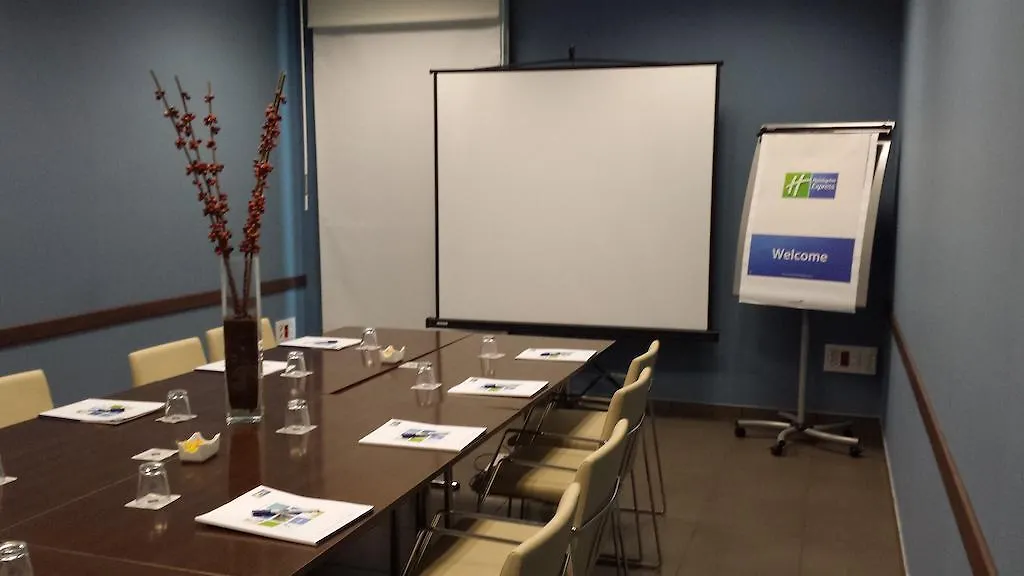 Holiday Inn Express Vitoria By Ihg 3*,  España