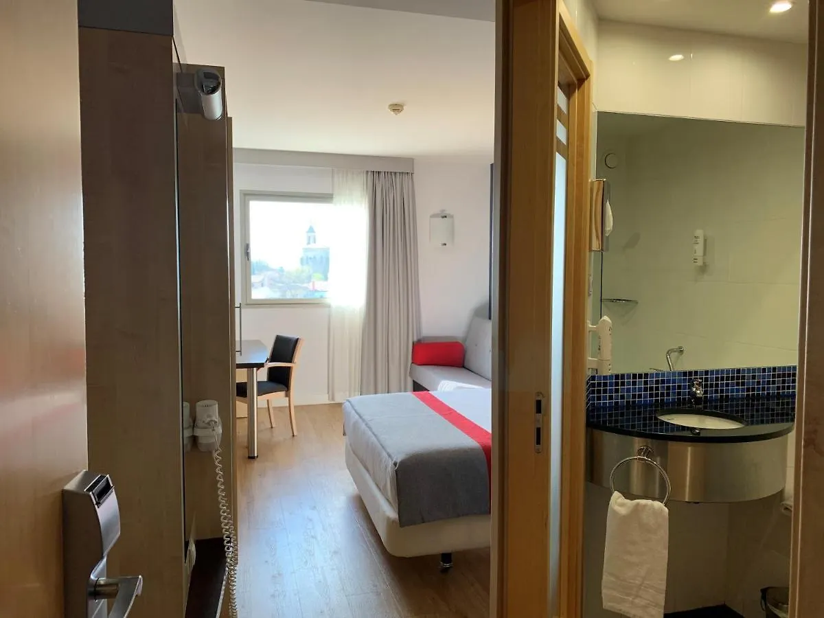 Holiday Inn Express Vitoria By Ihg 3*,