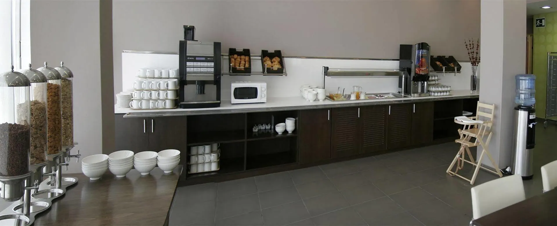 Holiday Inn Express Vitoria By Ihg 3*,